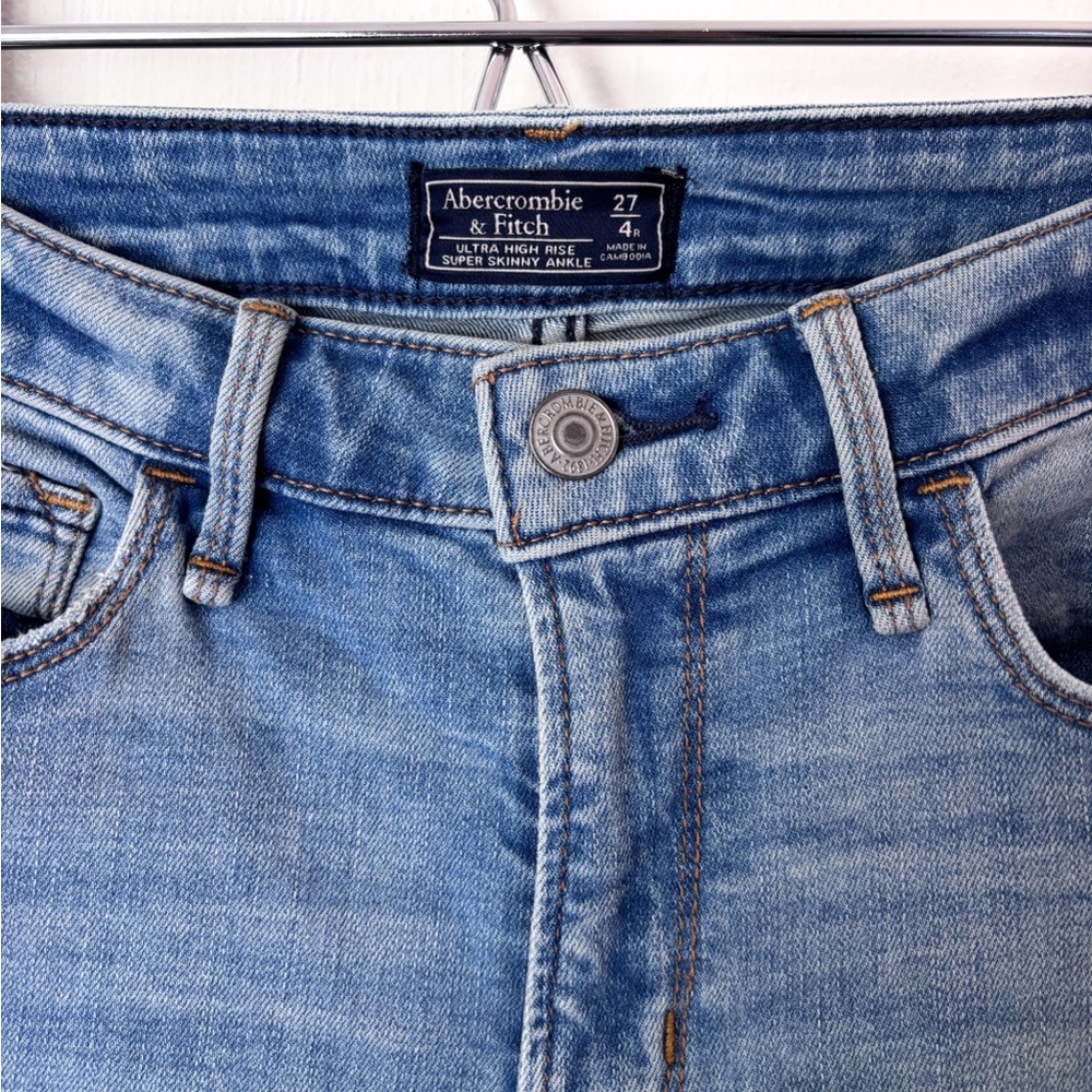 Abercrombie & Fitch Jeans Ultra High Rise Super Skinny Ankle Size 4/27 - Picture 2 of 4